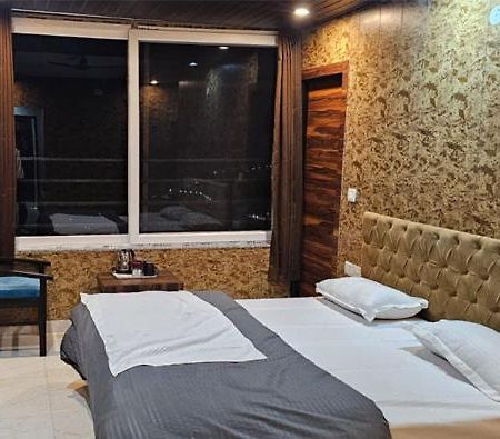 Hotel Mussoorie Gold Mary Exteriér fotografie
