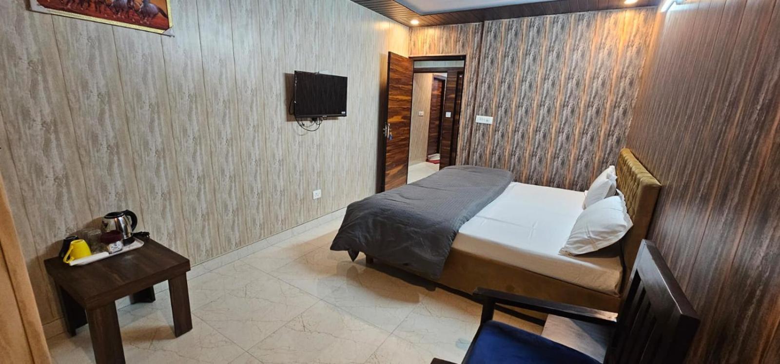 Hotel Mussoorie Gold Mary Exteriér fotografie